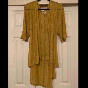 LuLaRoe Medium Gold Lace Lindsay Kimono VGUC